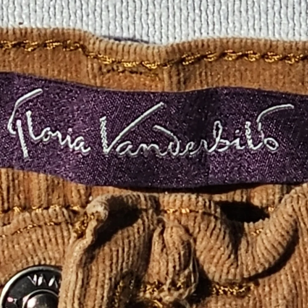 Gloria Vanderbilt Brown Pants - Picture 3 of 5